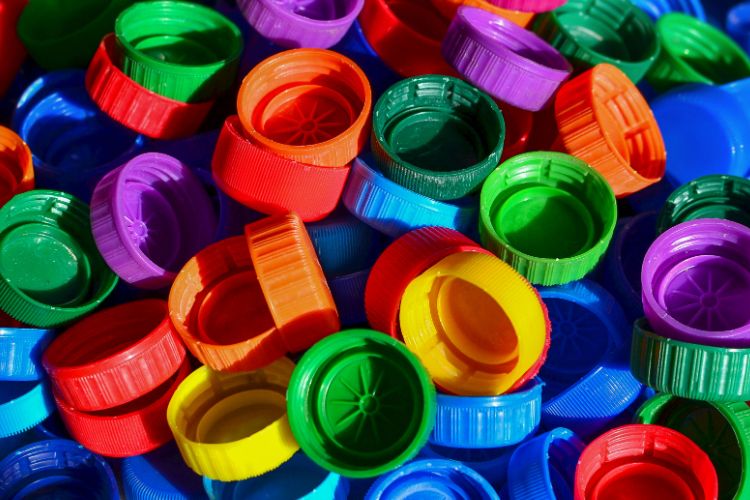 II. Advantages of Injection Molding Compared to Other Plastic Manufacturing Processes: Statistical Insights