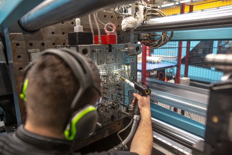 Understanding Injection Molding Challenges